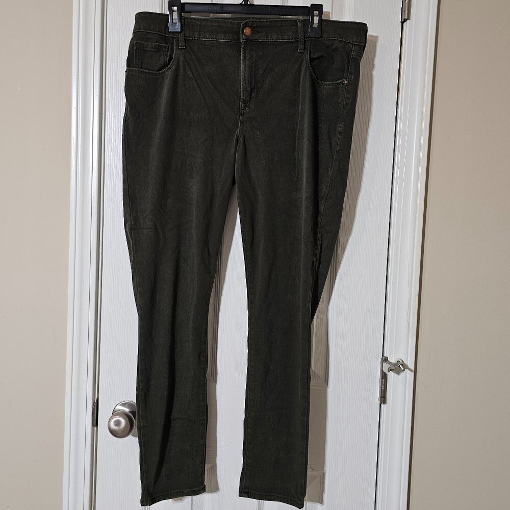 Old Navy Rockstar Super Skinny Olive Green Jeans - 26x29‎
